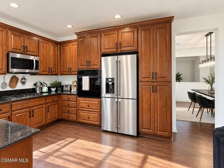 Property Photo:  780 Tennis Club Lane  CA 91360 