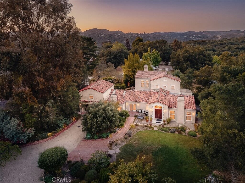 Property Photo: 21149 Entrada Road CA 90290