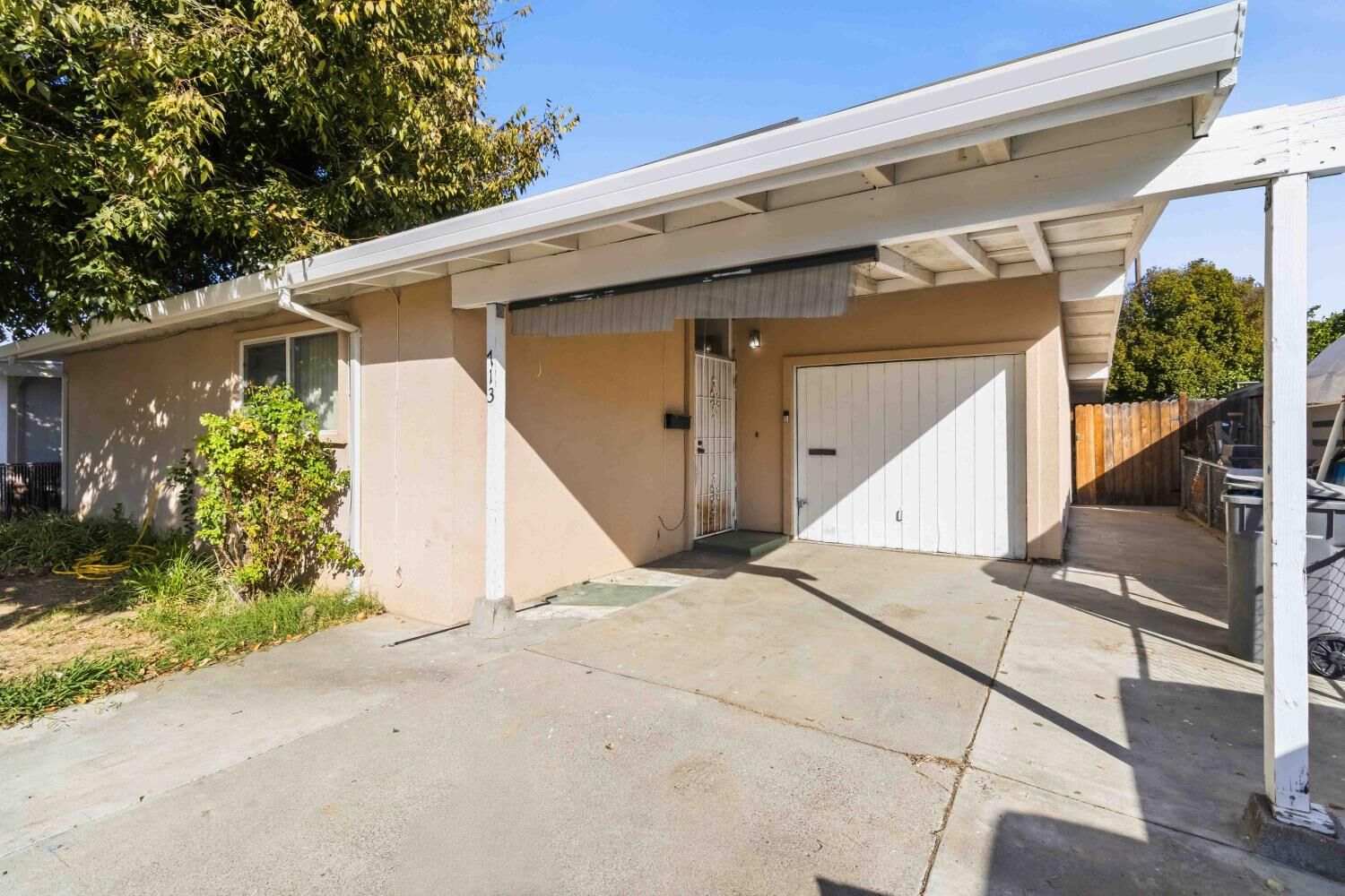 Property Photo: 713 Inglewood Drive CA 95605