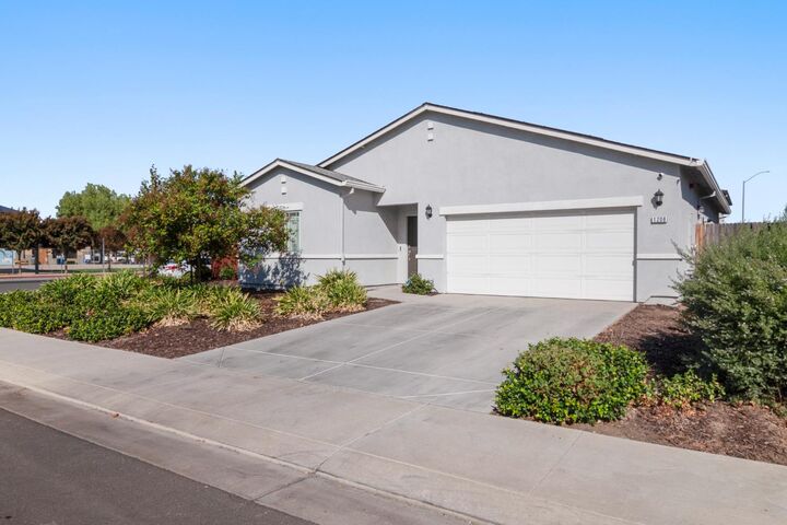 Property Photo:  1208 S Osprey Court  CA 95215 
