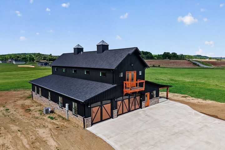 Property Photo:  169 Cattlemans Dr  TN 38583 