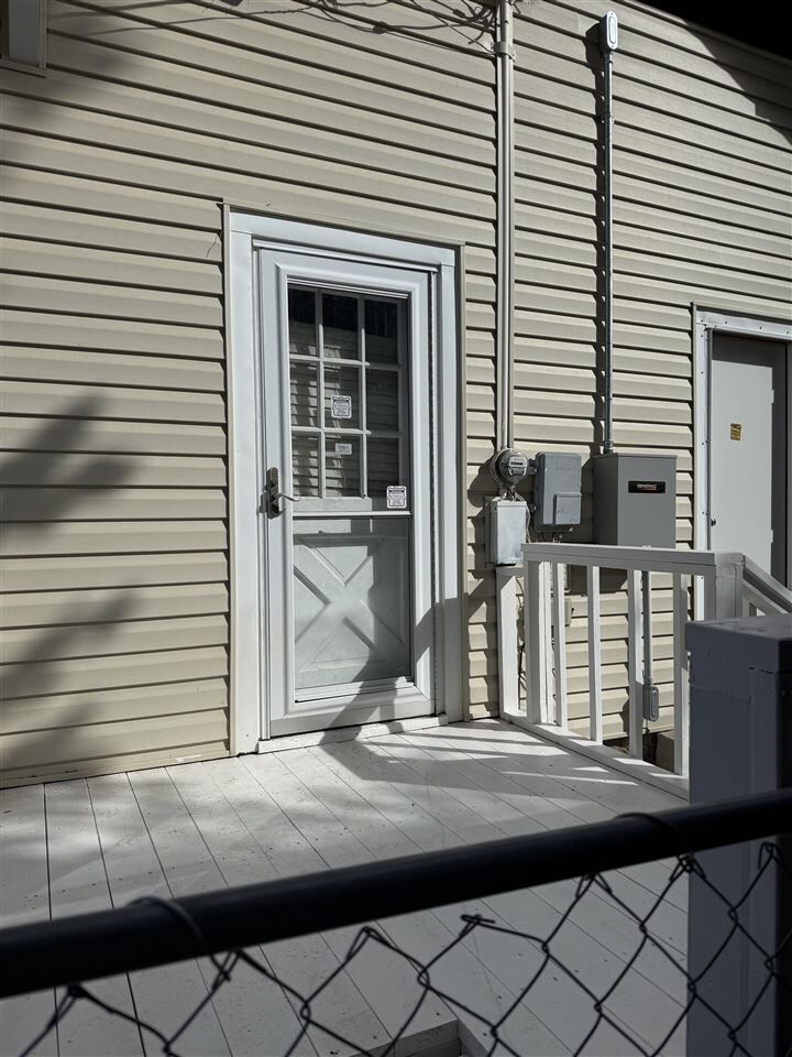 Property Photo:  315 S Apple  OK 74647 