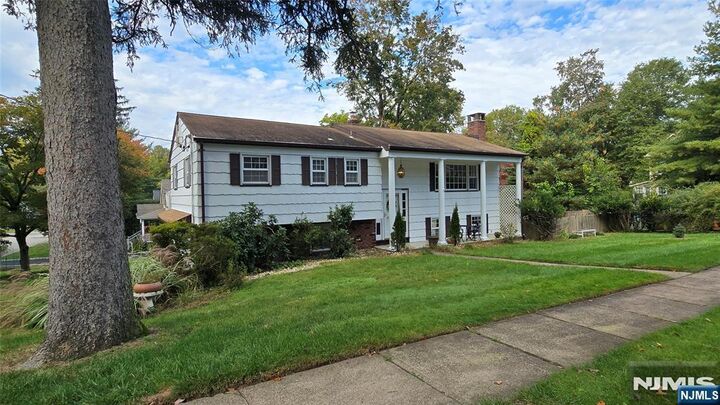 Property Photo:  5 Cedar Street  NJ 07642 