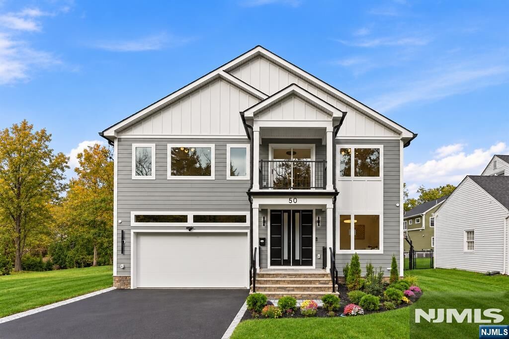 Property Photo:  50 W Hobart Gap Road  NJ 07039 