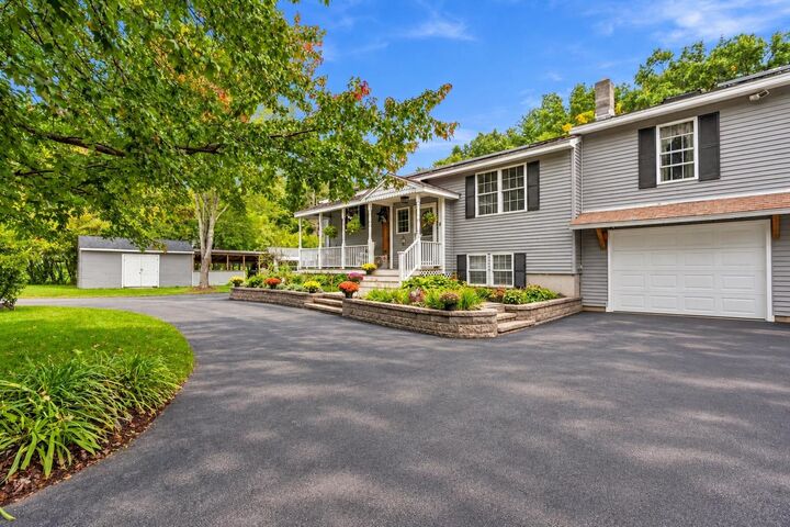 Property Photo:  4 Woodbury Drive  NH 03062 