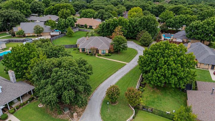 Property Photo:  104 Lakeridge Court  TX 76087 
