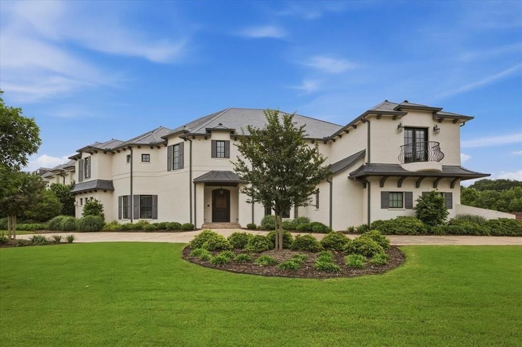 Property Photo: 4153 Idlewild Drive TX 76107