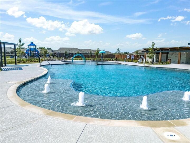 Photo de la propriété:  5057 Valhalla Drive  TX 75119 