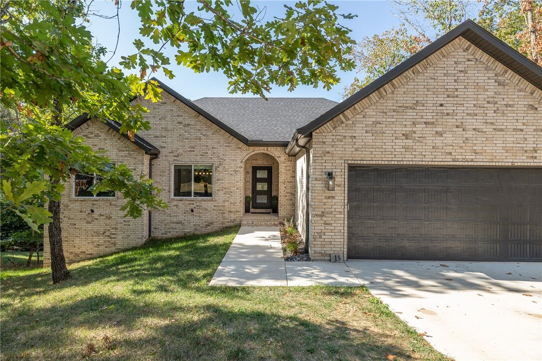 Property Photo:  15 Cherhill Drive  AR 72714 