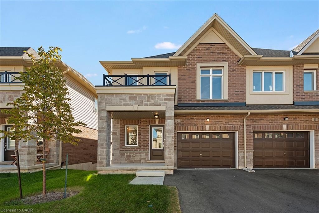 Property Photo:  205 Thames Way #14  ON L0R 1W0 
