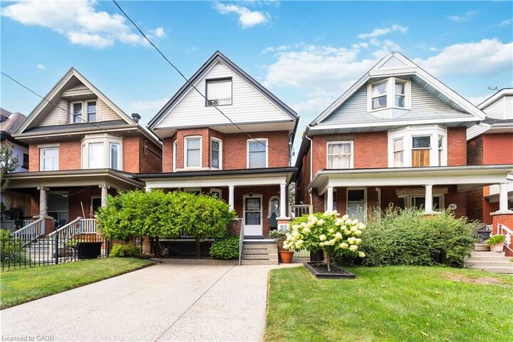 Property Photo:  92 Burris Street 1  ON L8M 2J5 