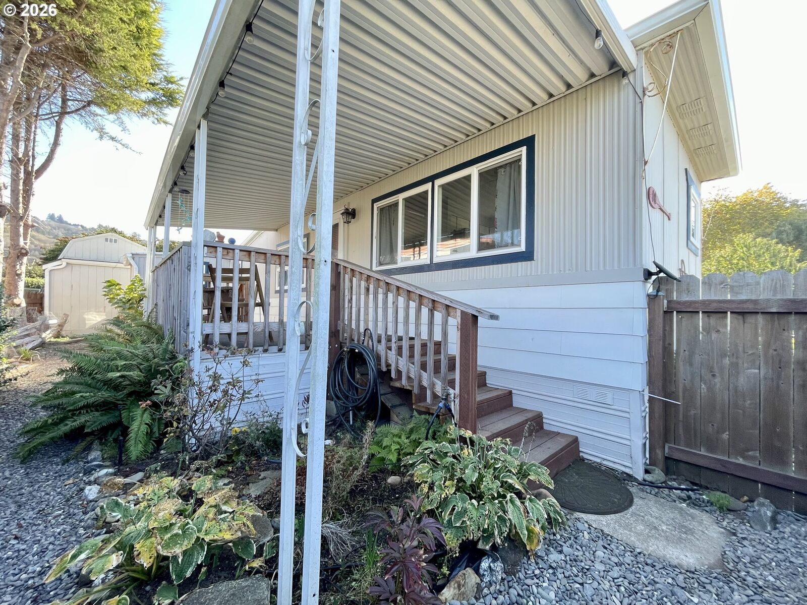 Property Photo:  98090 W Benham Ln # 10  OR 97415 
