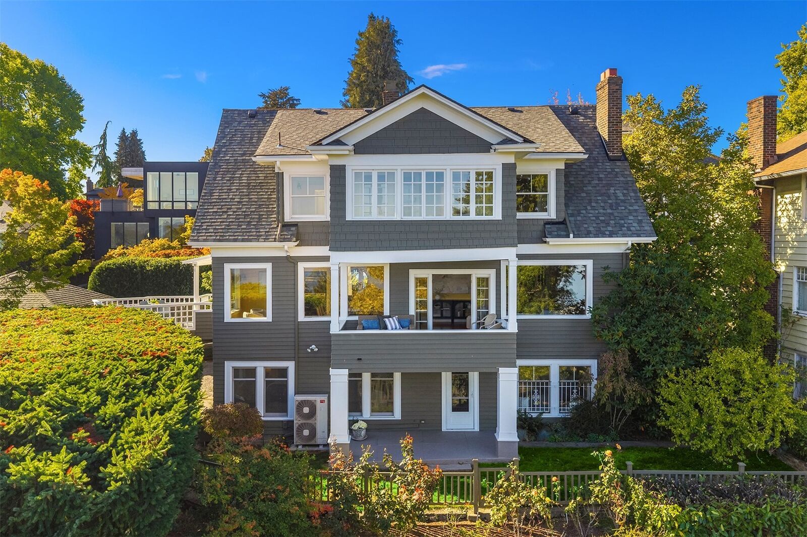 Property Photo: 1429 33rd Avenue S WA 98144