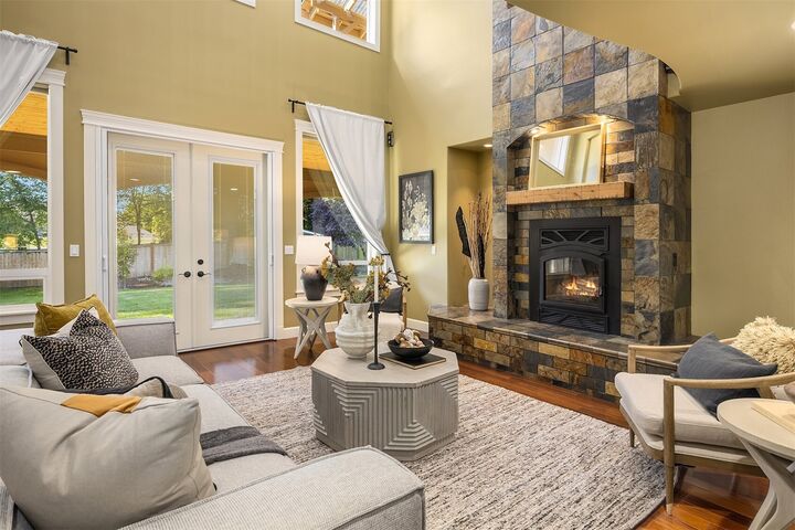 Property Photo: 17918 83rd Avenue SE WA 98296
