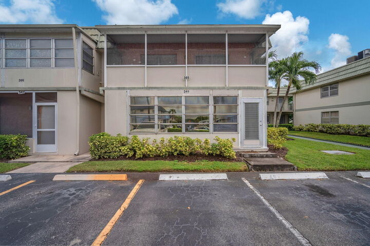 Property Photo:  341 Monaco H Court  FL 33446 