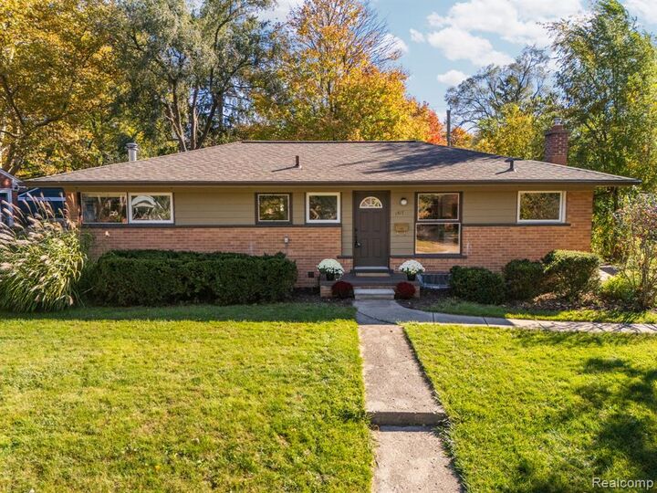 Property Photo:  1517 Catalina Drive  MI 48103 