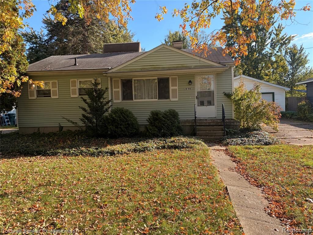 Property Photo:  1273 W Oregon Street  MI 48446 