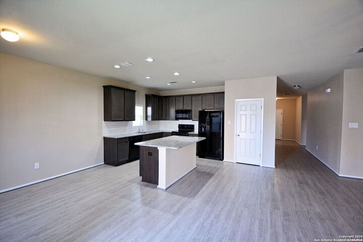 Property Photo:  140 Fabarm  TX 78130 