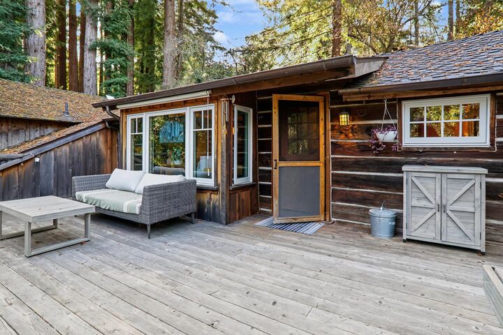 Property Photo:  252 Blakewood Way  CA 94062 