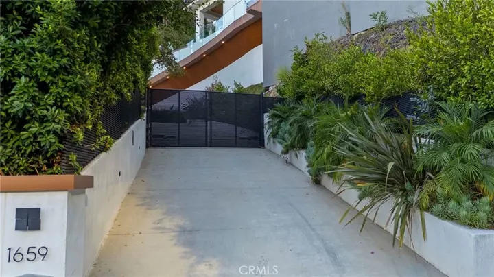 Property Photo:  1651 Marlay  CA 90069 