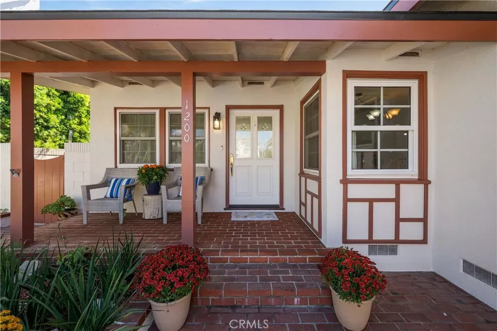 Property Photo:  1200 Catalina Avenue  CA 90740 