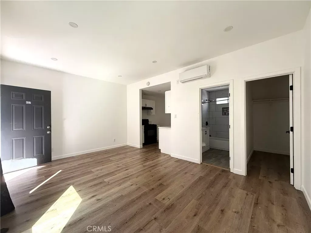 Property Photo:  455 W Cowles St 457  CA 90813 