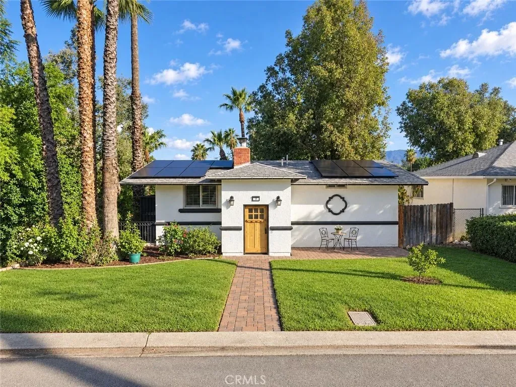 Property Photo:  19 Sherril Lane  CA 92373 