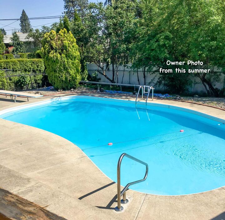 Property Photo: 2633 W Woodside Ave WA 99208