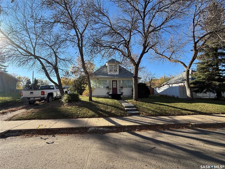 Property Photo:  1721 99th Street  SK S9A 0R6 