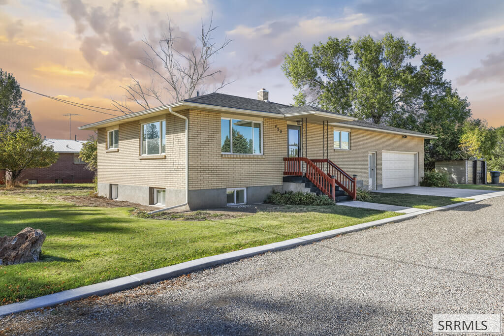 Property Photo:  420 W 1 S  ID 83422 