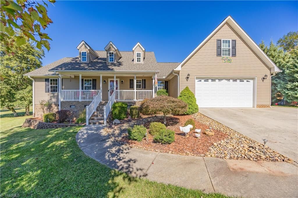 Property Photo:  3139 Clear Ridge Drive  NC 27370 