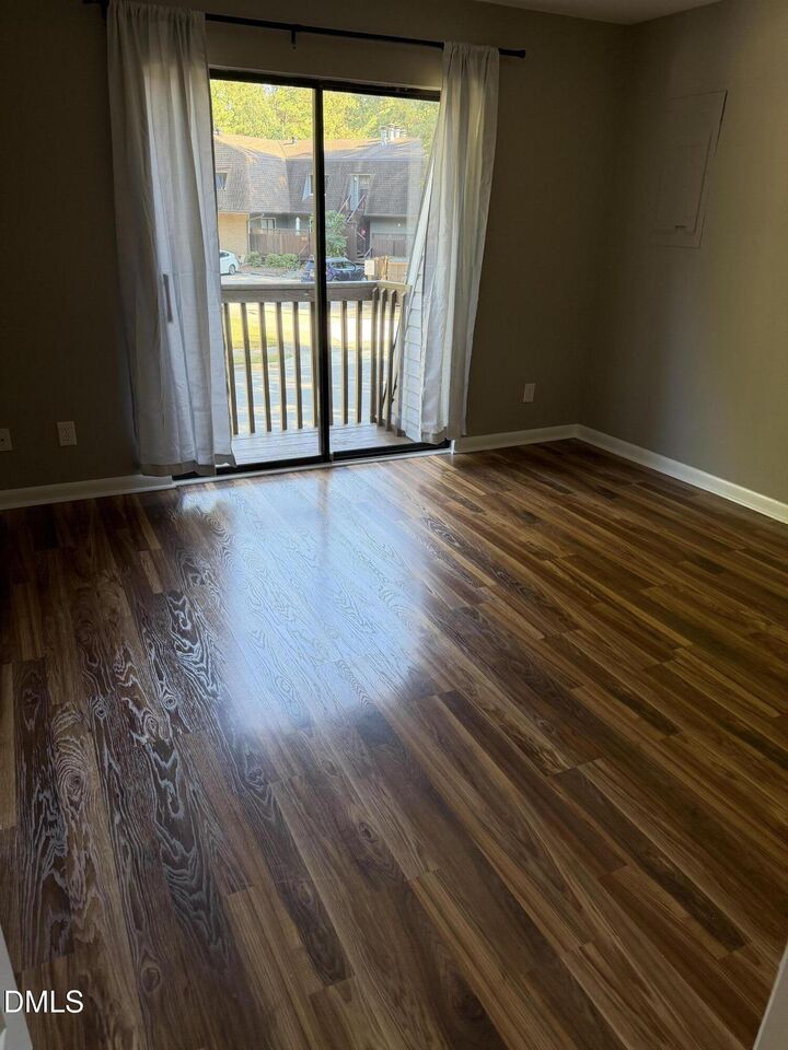 Property Photo: 263 Summerwalk Circle NC 27517