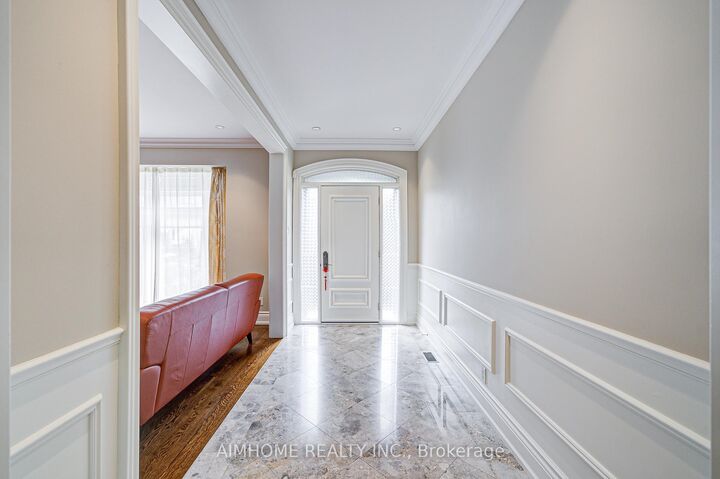 Property Photo:  208 Florance Avenue  ON M2N 1G4 