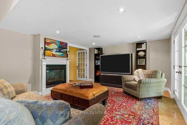 Property Photo:  22 Deanbank Drive  ON L3T 1Z3 