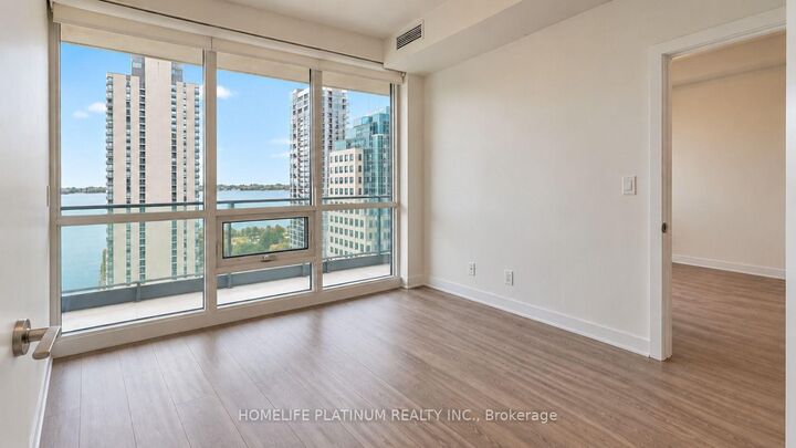 Property Photo:  33 Bay Street 2009  ON M5J 2Z3 