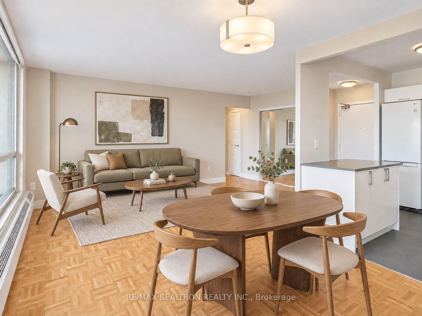 Property Photo:  666 Spadina Avenue 2209  ON M5S 2H8 