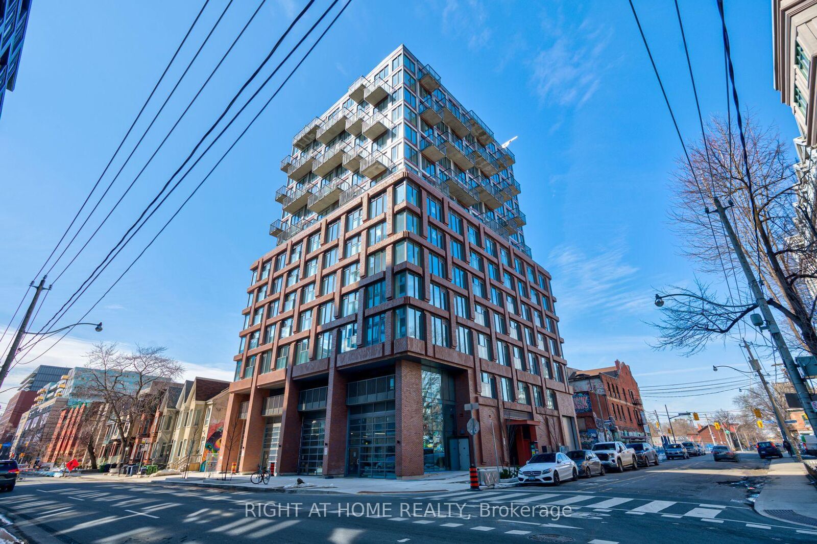 Property Photo:  2 Augusta Street 704  ON M5V 1Y4 