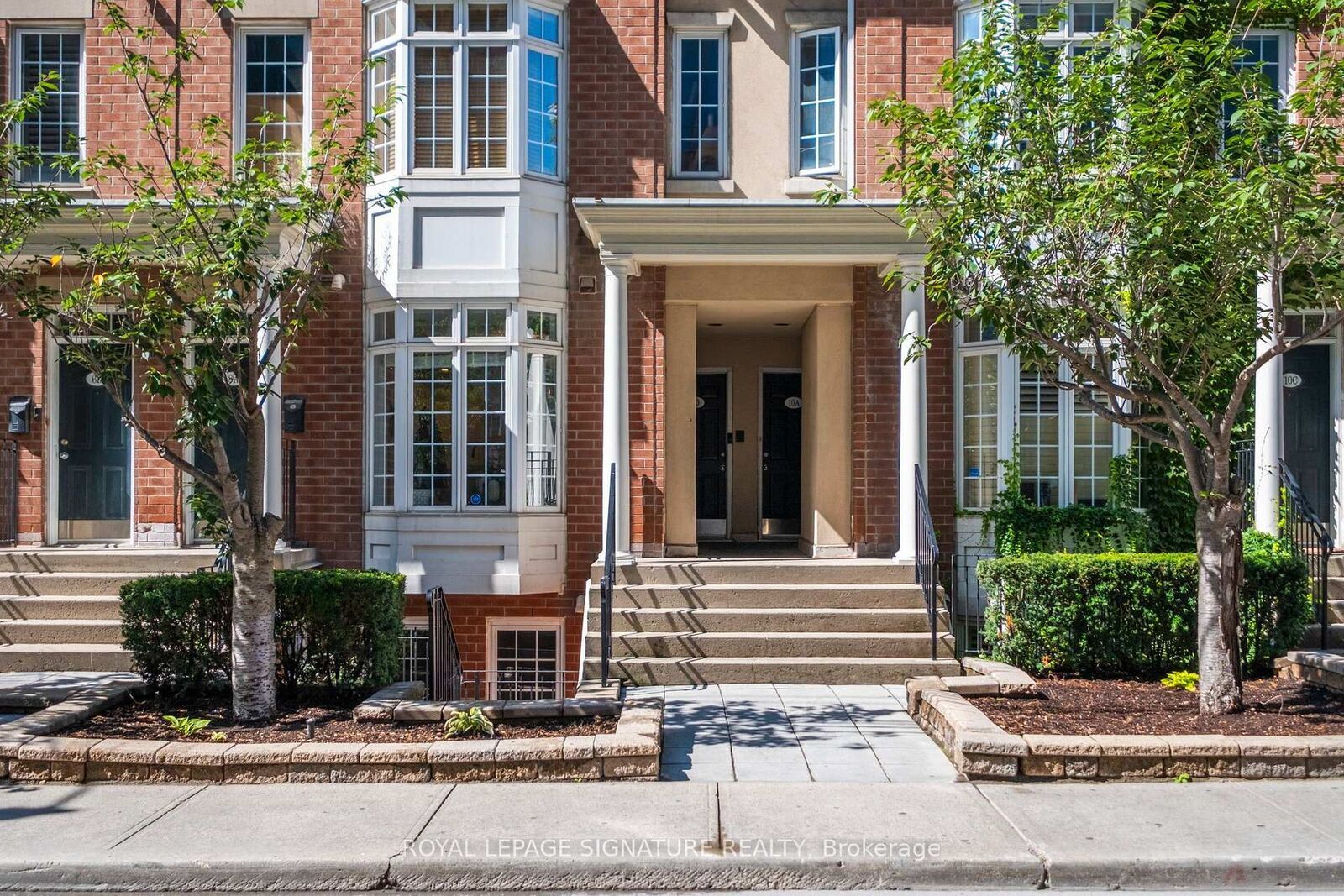 Property Photo:  8C Portland Street  ON M5V 3N6 