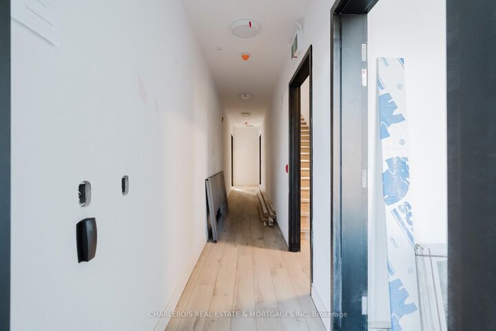 Property Photo:  830 St Laurent Boulevard  ON K1K 3A9 