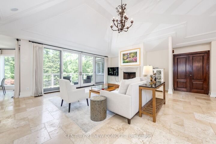 Property Photo:  8 Echo Valley Ridge  ON M9B 2B3 