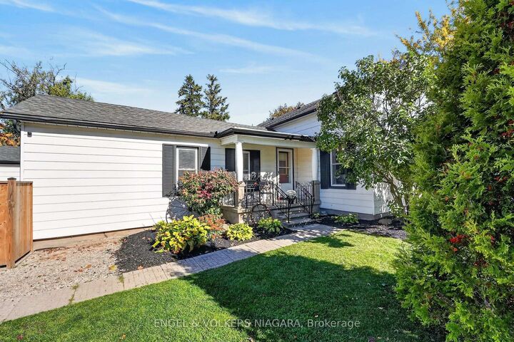 Property Photo:  13 Frederick Avenue  ON N0M 2T0 
