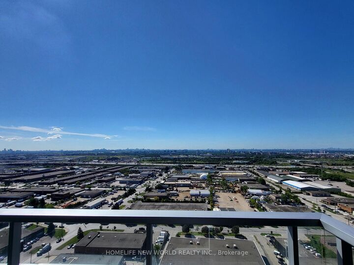 Property Photo:  21 Meadowdale Road 2601  ON L4K 0H6 
