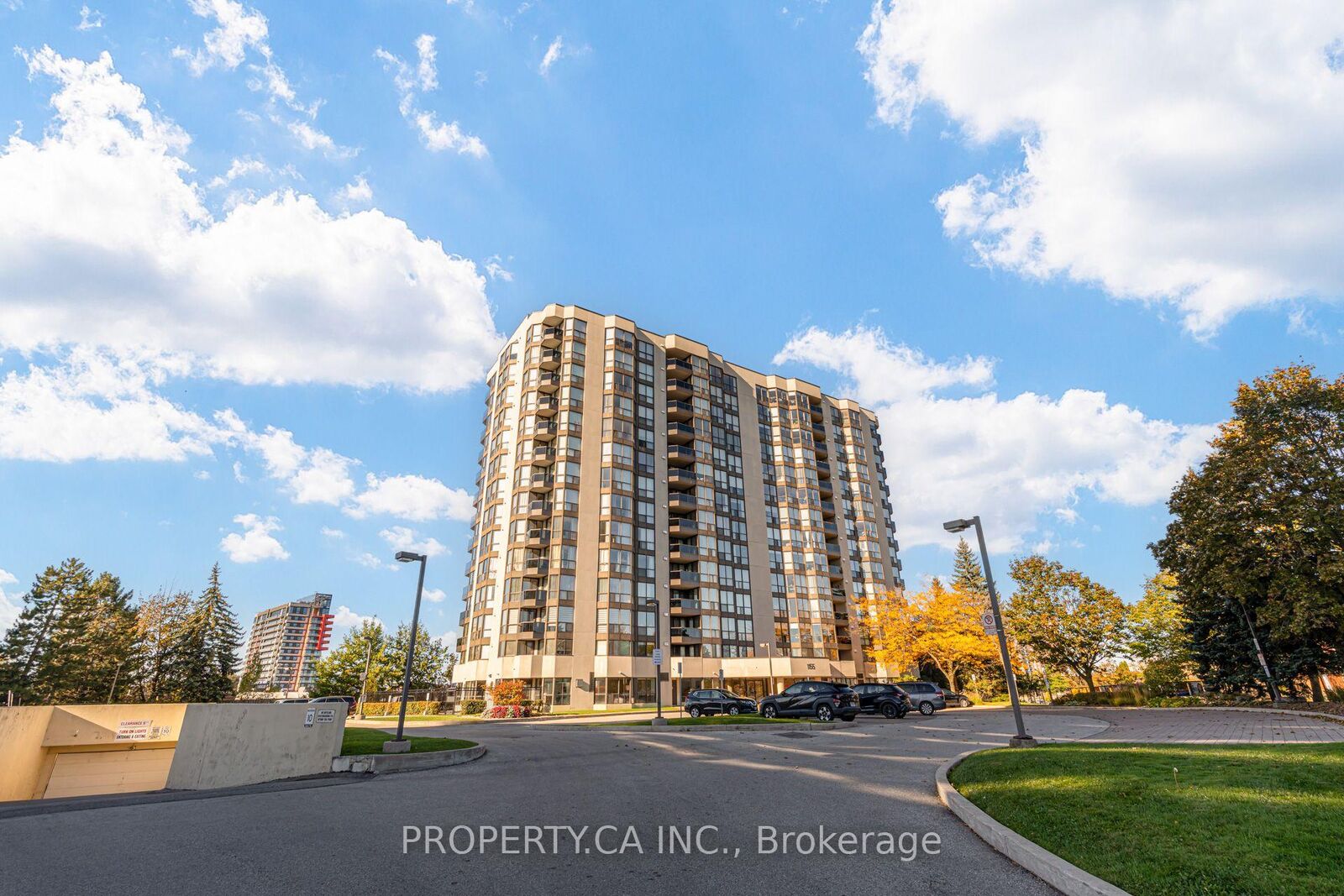 Property Photo:  1155 Bough Beeches Boulevard 601  ON L4W 4N2 