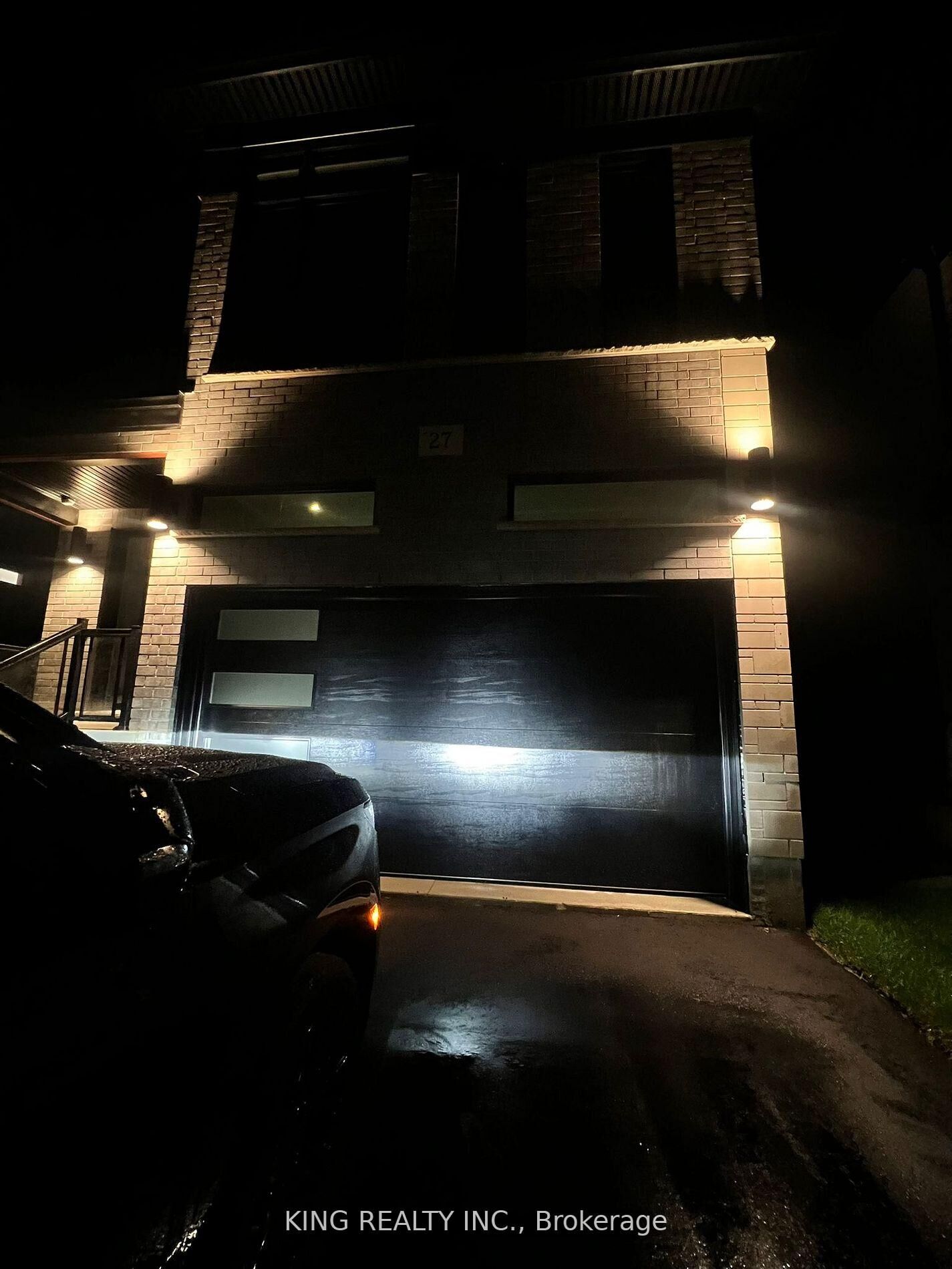 Property Photo:  27 Carina Street  ON N2E 0C9 