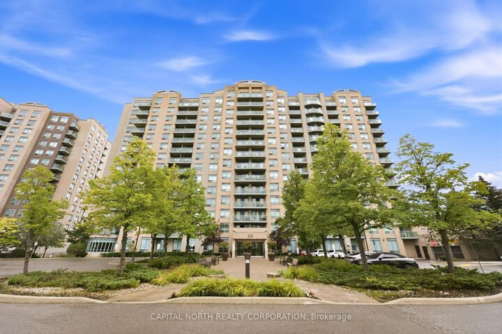 Property Photo: 39 Oneida Crescent 711 ON L4B 4T9