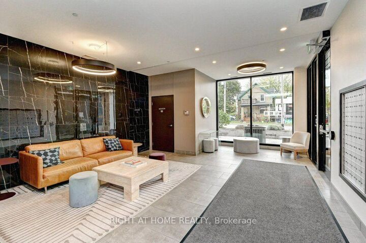 Property Photo:  100 Garment Street 218  ON N2G 0C3 