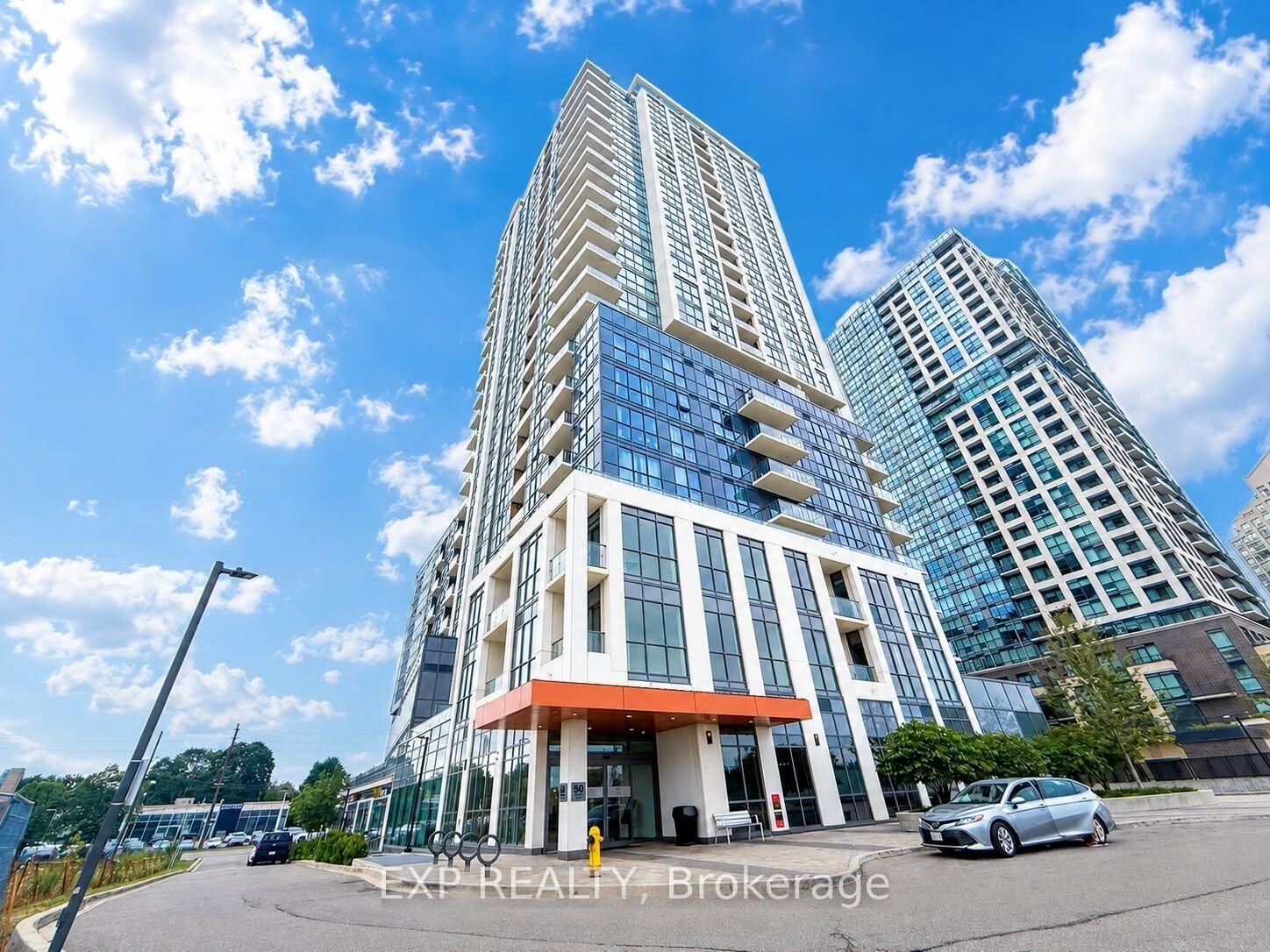 Property Photo:  50 Thomas Riley Road 520  ON M9B 0C5 