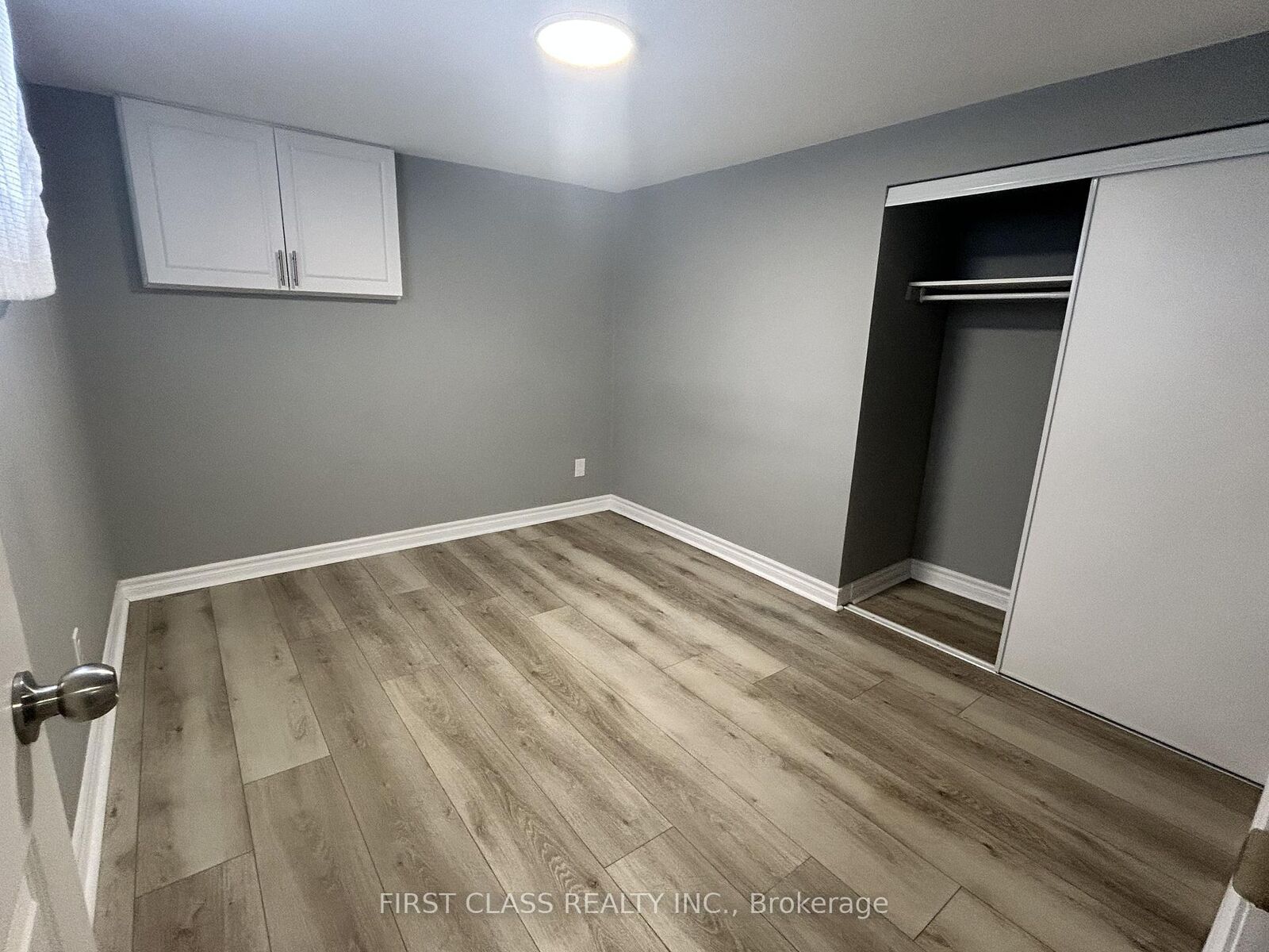 Property Photo:  1118 Warden Avenue Bsmt 2  ON M1R 2P7 