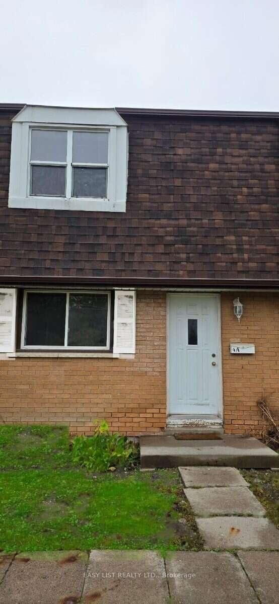 Property Photo:  4A Gilbert Street  ON K8P 3H2 