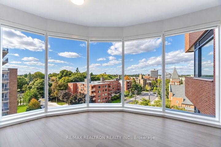 Property Photo:  2525 Bathurst Street 507  ON M6B 2Y9 